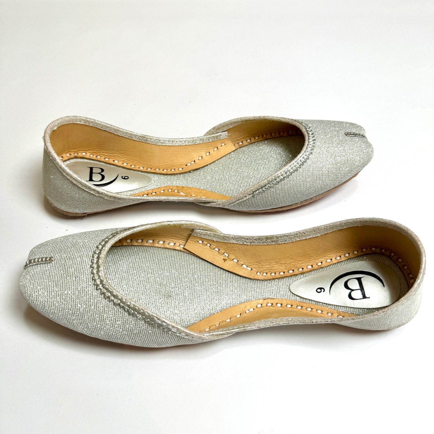 Bisma Handmade Khussa Mojri Indian Punjabi Jutti, Wedding Party Style Glitter Leather Mojri (B21)
