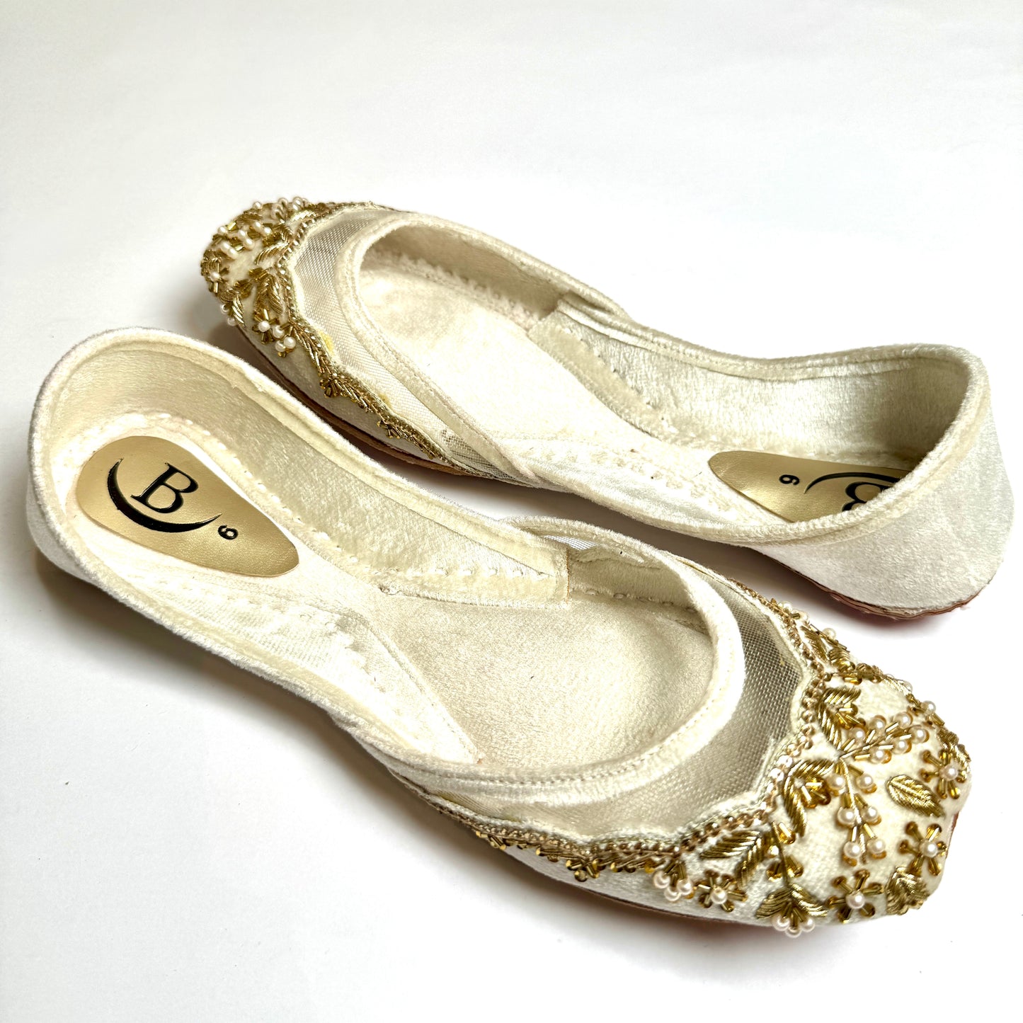 Bisma Handmade Khussa Mojri Indian Punjabi Jutti, Wedding Party Style Resham (B29)