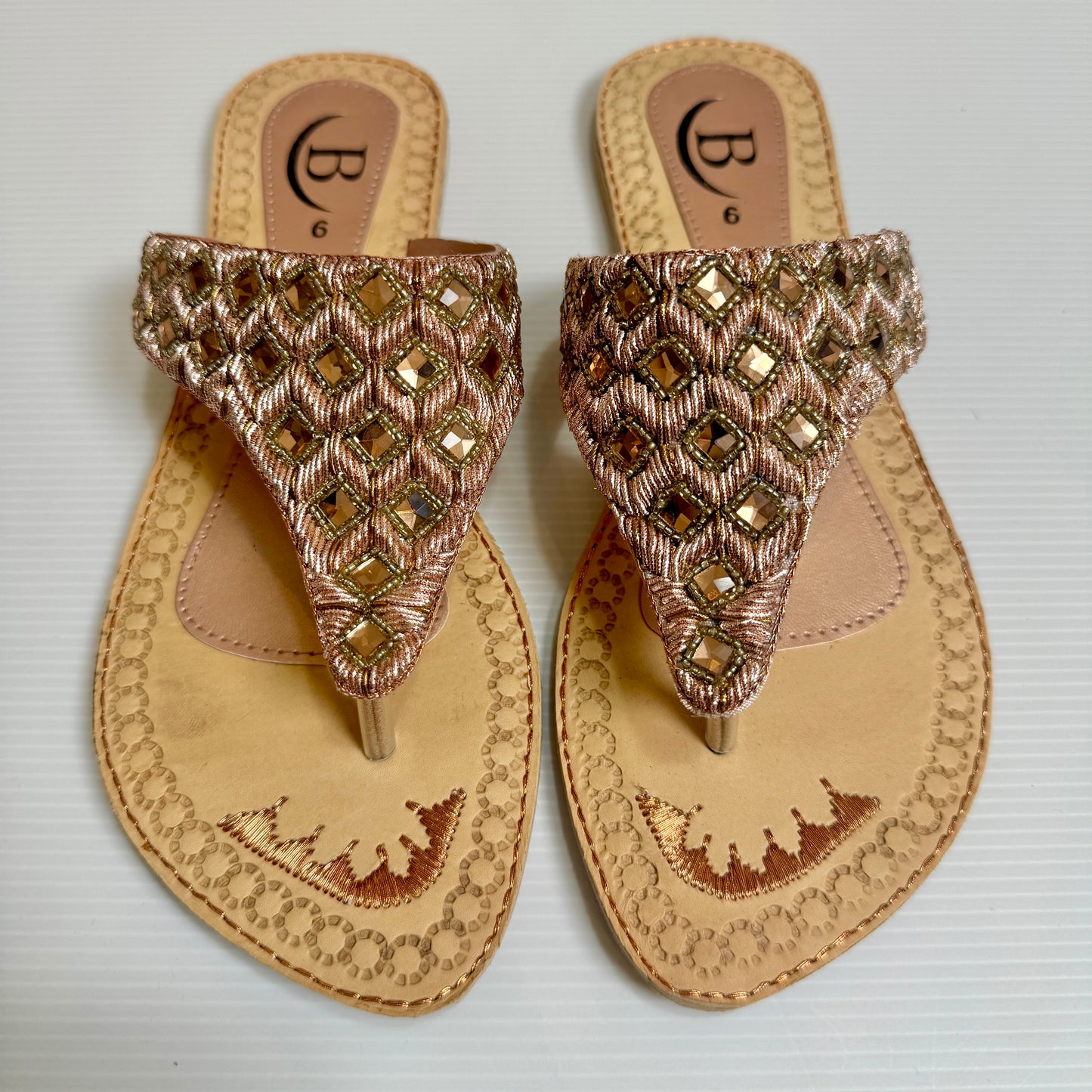 Bisma handmade embroidery toe post leather summer party wedding sandals Sitara V Sandal (B14)