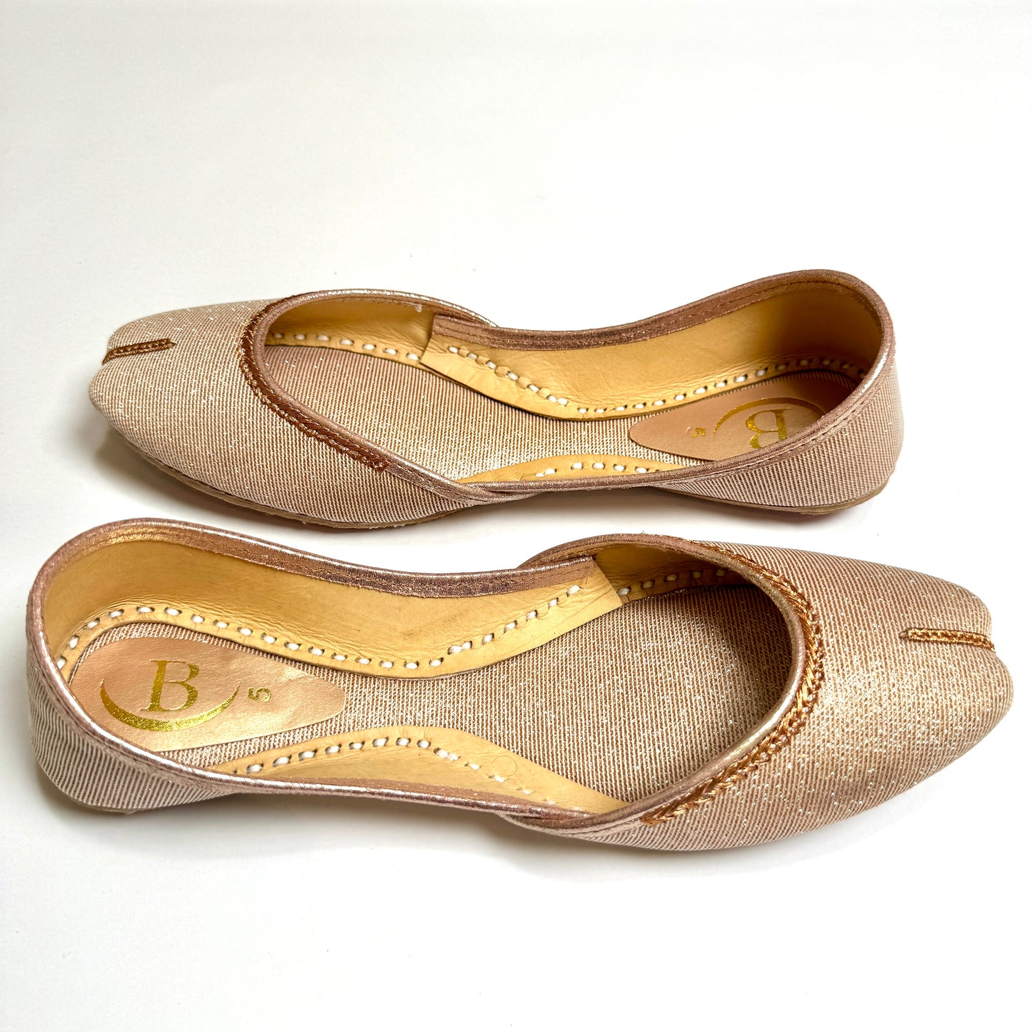 Bisma Handmade Khussa Mojri Indian Punjabi Jutti, Wedding Party Style Glitter Leather Mojri (B21)