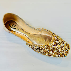 Traditional womens Handcrafted Embellished Indian/ Punjabi Jutti / Khussa / Mojri Flat Wedding/ Party/ Mendi/ Shoes Footwear B10