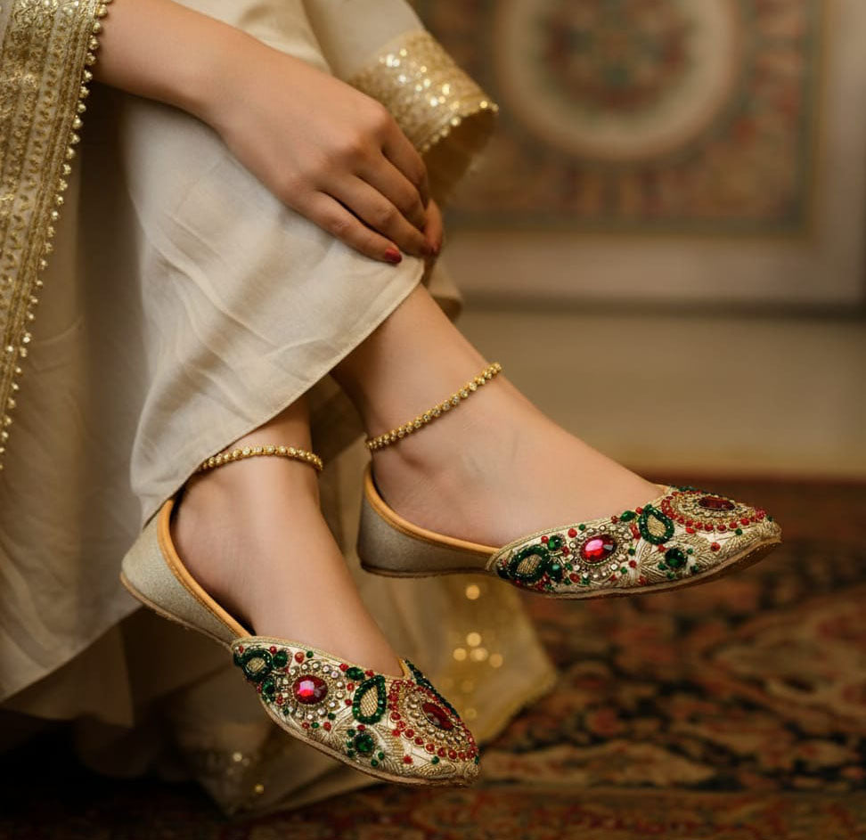 Bisma Handmade Khussa Mojri Indian Punjabi Jutti, Wedding Party Style Heera  (B6)