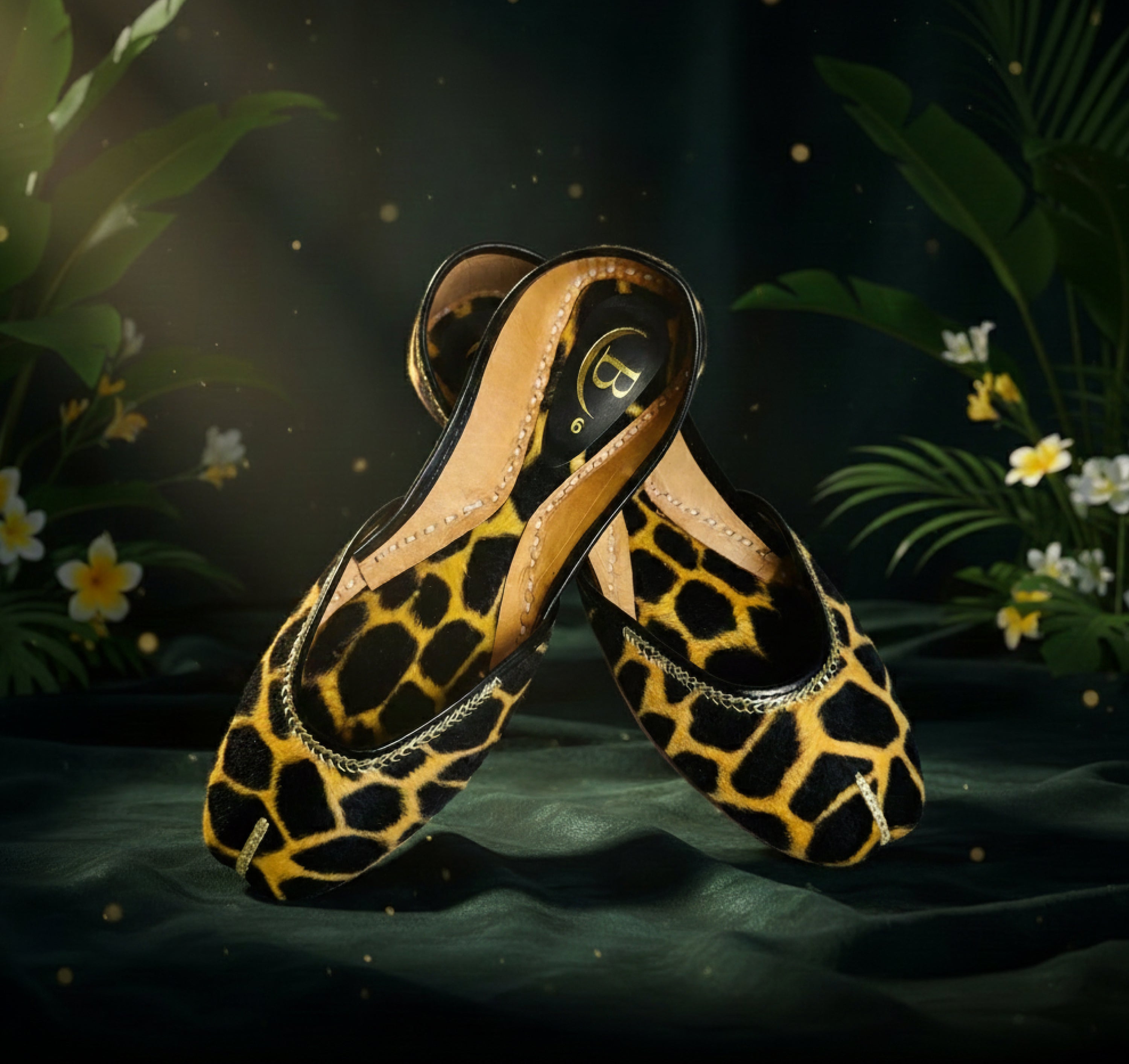 Bisma Luxury Khussa /Mojri Indian Punjabi Jutti, Wedding Party Style Stylish Elegant Foootwear Handmade Giraffe print (B32)