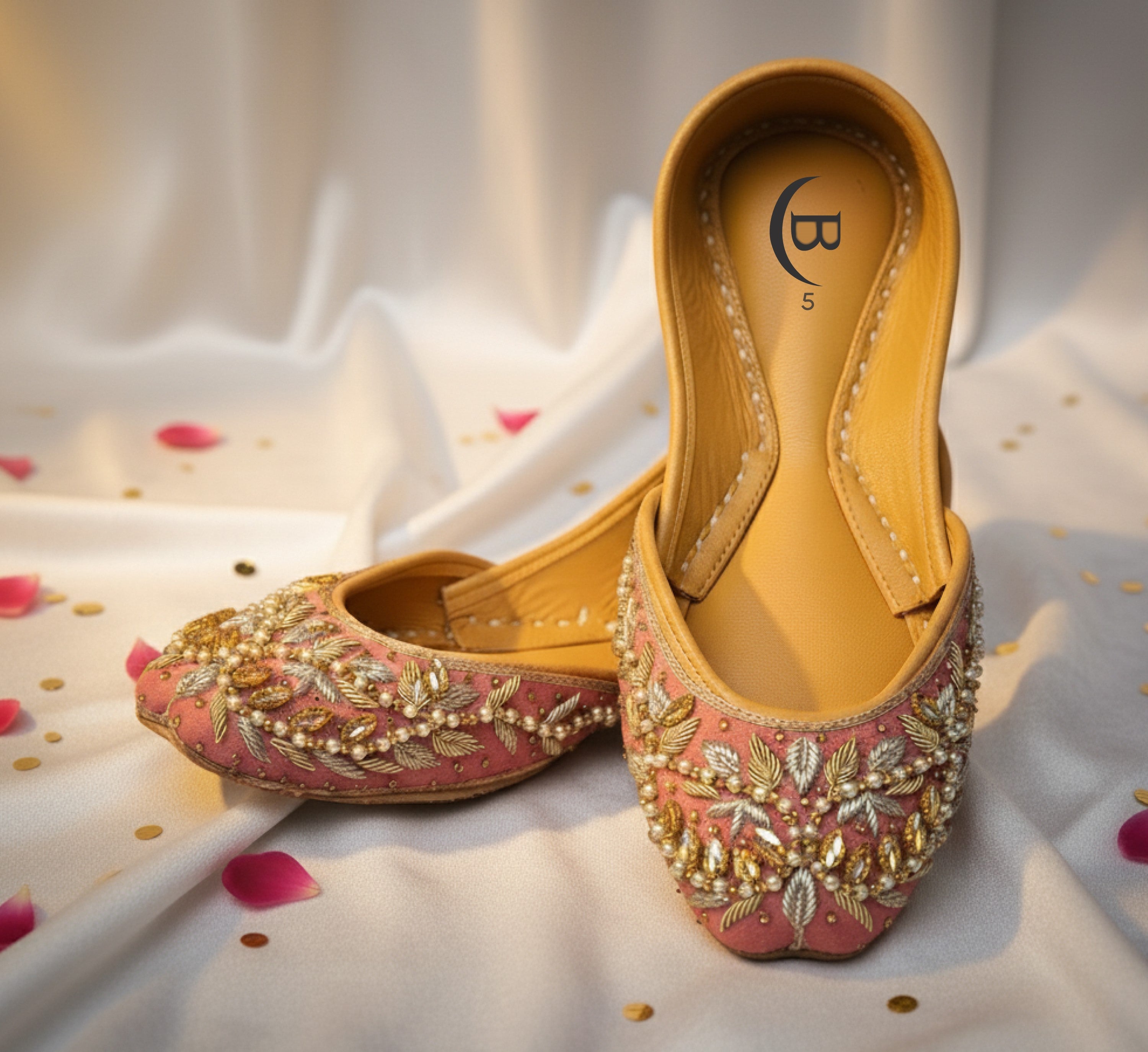 Bisma Handmade Khussa Mojri Indian Punjabi Jutti, Wedding Party Style Rang Mahal (B5)