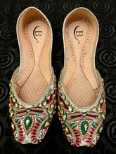 Load image into Gallery viewer, Traditional womens Handcrafted multi Embroidery Indian/ Punjabi Jutti / Khussa / Mojri Flat Wedding/ Party/ Mendi/ Shoes Footwear B8
