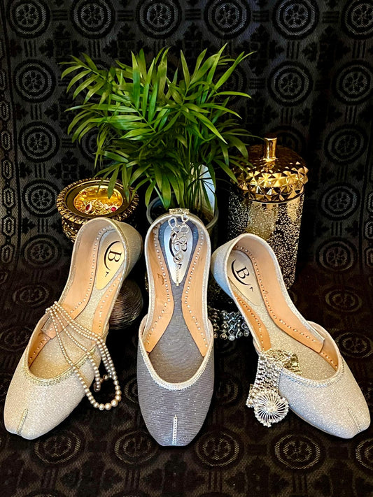 Bisma Handmade Khussa Mojri Indian Punjabi Jutti, Wedding Party Style Glitter Leather Mojri (B21)