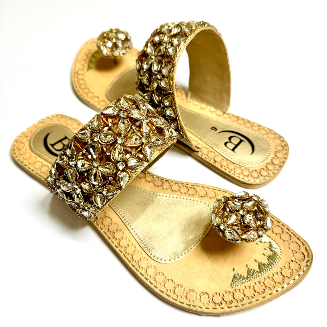 Womens Diamante Stonework Sandals Indian/ Punjabi Jutti / Chappal / Slip on Flat Wedding shoes/ Party/ Mendi/ Shoes / Sandals Footwear B24