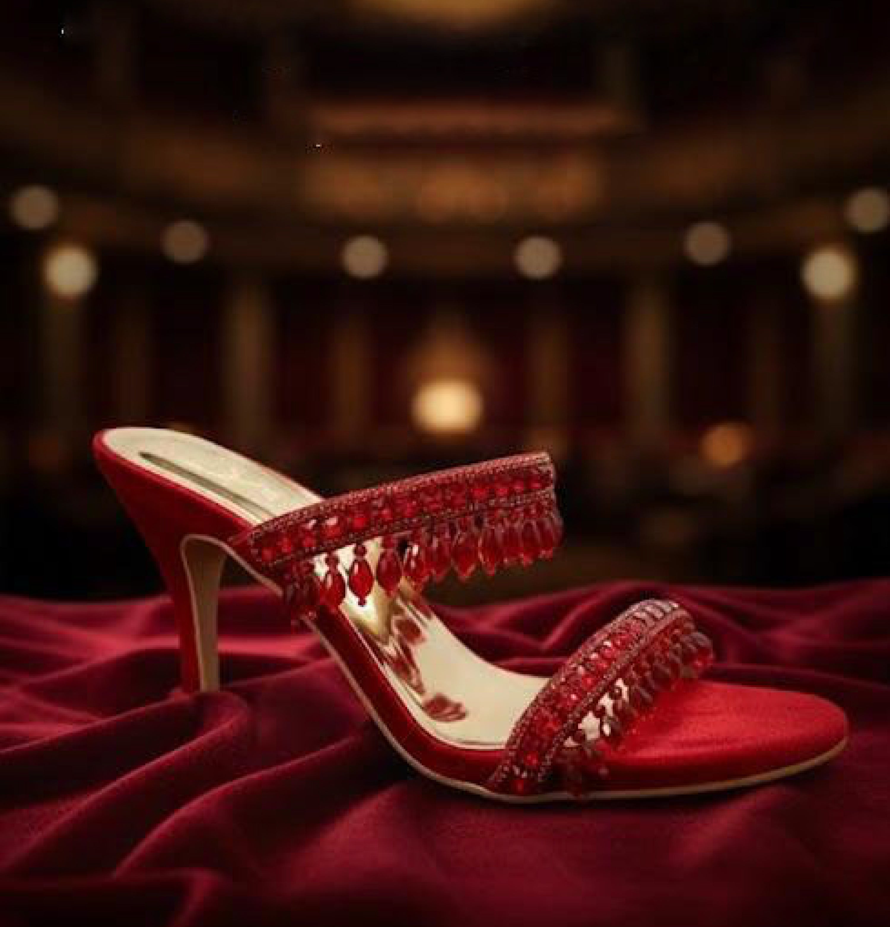 Bisma Masterpiece – Diamanté & Pearl Party Sandals✨ (B49)