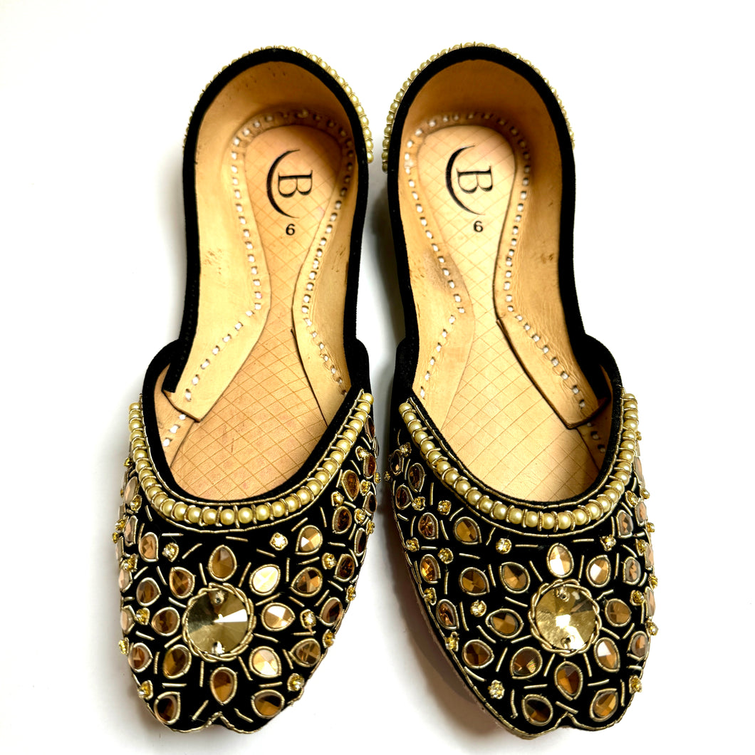 Traditional womens Handcrafted Kundan Nubuck mirrored Indian/ Punjabi Jutti / Khussa / Mojri Flat Wedding/ Party/ Mendi/ Shoes Footwear B28