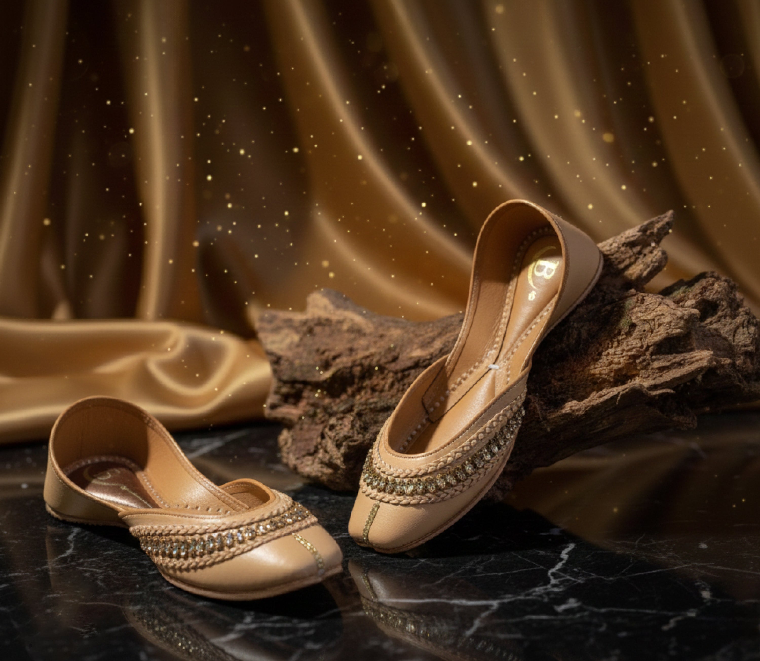 Bisma Luxury Khussa /Mojri Indian Punjabi Jutti, Wedding Party Style Stylish Elegant Foootwear Handmade Beige Diamante (B35)