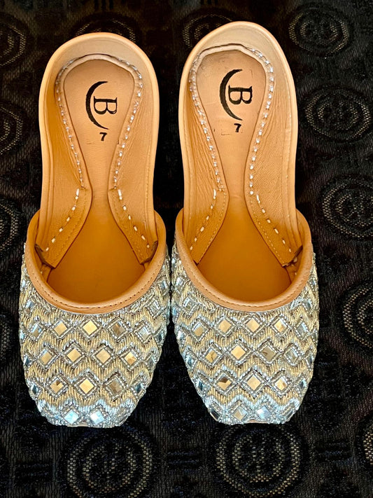 Bisma Handmade Khussa Mojri Indian Punjabi Jutti, Wedding Party Style Sitara (B12)