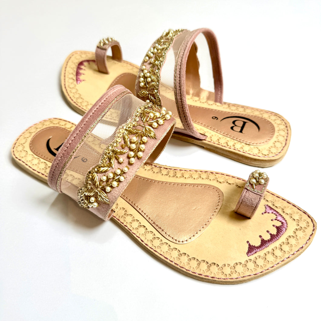 Womens Net embroidery Sandals Indian/ Punjabi Jutti / Chappal / Slip on Flat Wedding shoes/ Party/ Mendi/ Shoes / Sandals Footwear B23