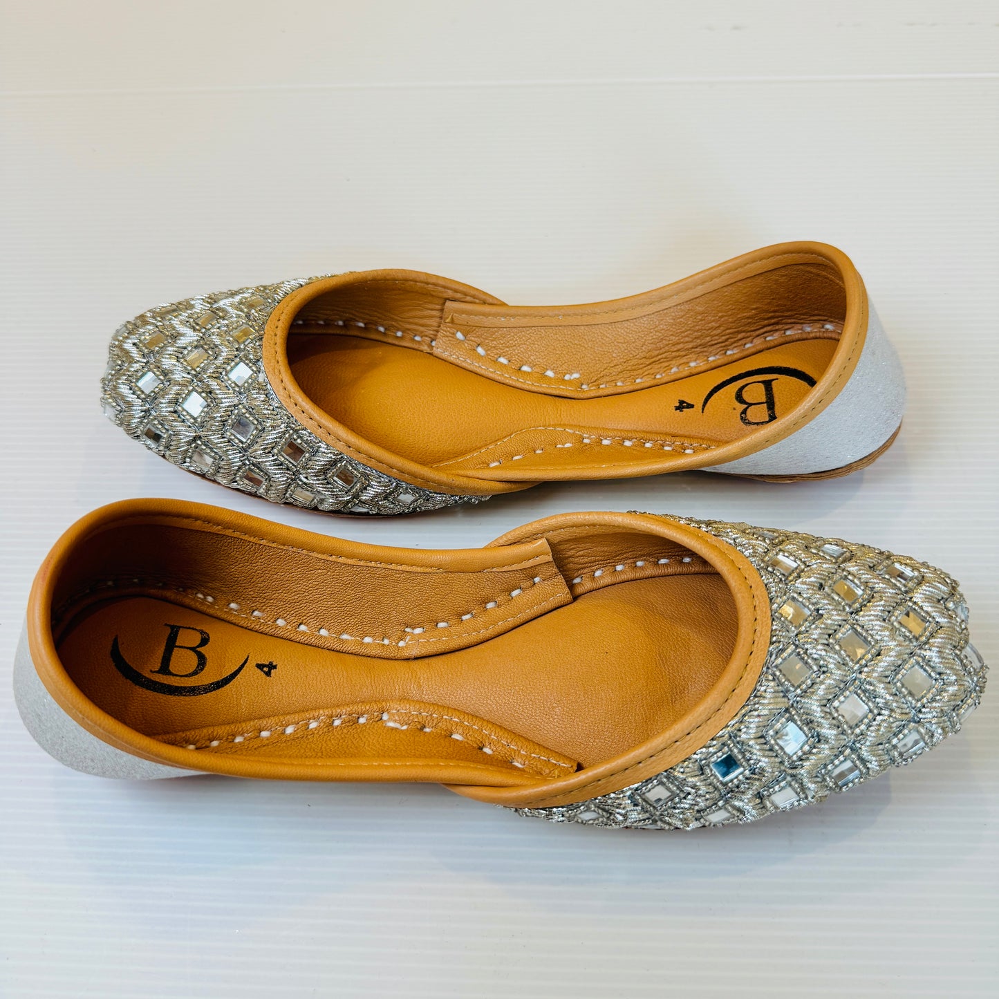 Bisma Handmade Khussa Mojri Indian Punjabi Jutti, Wedding Party Style Sitara (B12)