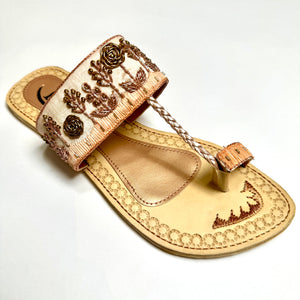 Elegant Womens Sandals Garden Embroidered Indian/ Punjabi Jutti / Chappal / Slip on Flat Wedding shoes/ Party/ Shoes / Sandals Footwear B26