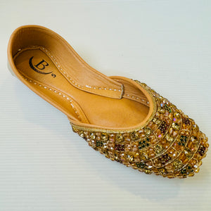 Traditional womens Handcrafted multi Beaded Indian/ Punjabi Jutti / Khussa / Mojri Flat Wedding/ Party/ Mendi/ Shoes Footwear B7