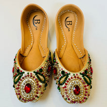 Load image into Gallery viewer, Traditional womens Handcrafted multi  Embellished Indian/ Punjabi Jutti / Khussa / Mojri Flat Wedding/ Party/ Mendi/ Shoes Footwear B6
