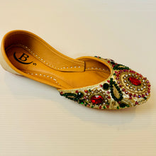 Load image into Gallery viewer, Traditional womens Handcrafted multi  Embellished Indian/ Punjabi Jutti / Khussa / Mojri Flat Wedding/ Party/ Mendi/ Shoes Footwear B6
