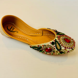 Traditional womens Handcrafted multi  Embellished Indian/ Punjabi Jutti / Khussa / Mojri Flat Wedding/ Party/ Mendi/ Shoes Footwear B6