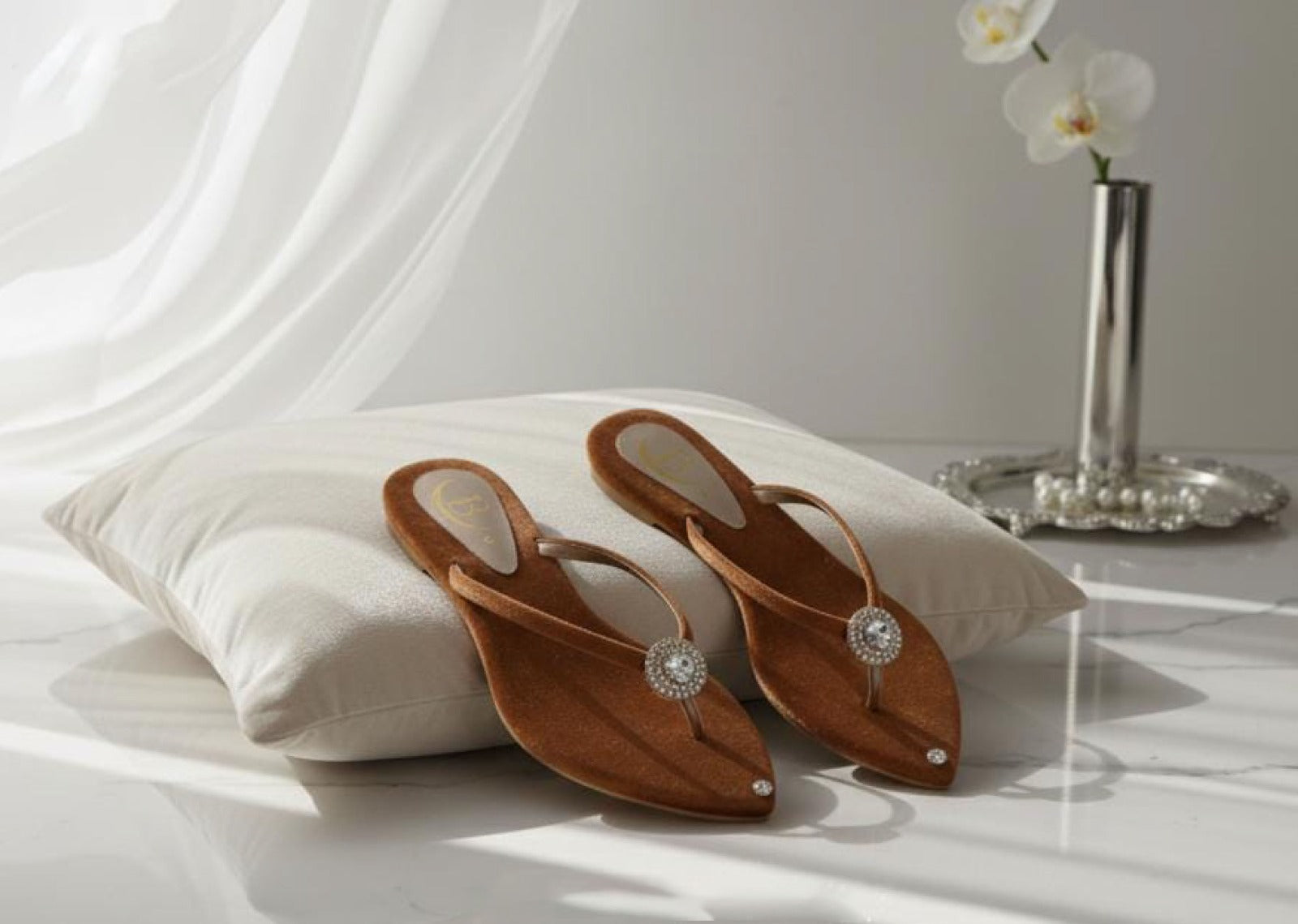 Elegant Diamante Sandals Crafted with soft suede and crystal accents for timeless sophistication.(B72)