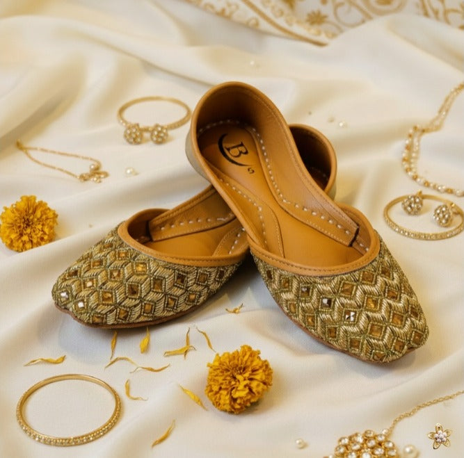 Bisma Handmade Khussa Mojari – Indian Punjabi Jutti for Women | Wedding & Party Shoes with Sitara Embroidery (B12)